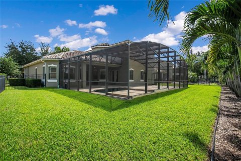 Casa en venta en Orlando, Florida, 5 dormitorios, 334.63 m2 № 1914772 - foto 29