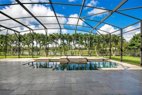 Casa en venta en Orlando, Florida, 5 dormitorios, 334.63 m2 № 1914772 - foto 2