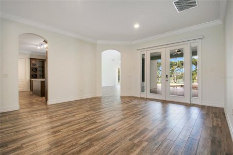 Casa en venta en Orlando, Florida, 5 dormitorios, 334.63 m2 № 1914772 - foto 10