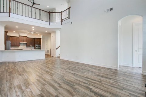 Casa en venta en Orlando, Florida, 5 dormitorios, 334.63 m2 № 1914772 - foto 7