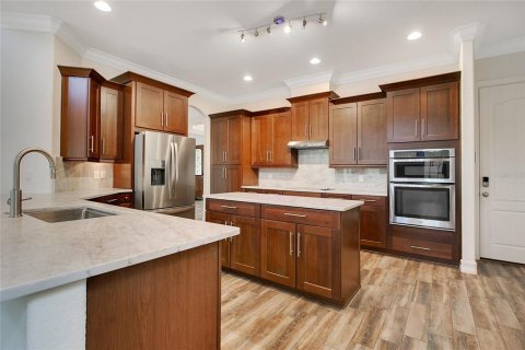 Casa en venta en Orlando, Florida, 5 dormitorios, 334.63 m2 № 1914772 - foto 4