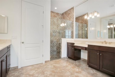 Casa en venta en Orlando, Florida, 5 dormitorios, 334.63 m2 № 1914772 - foto 15