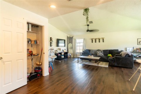 Casa en venta en Winter Haven, Florida, 3 dormitorios, 130.43 m2 № 2345164 - foto 9