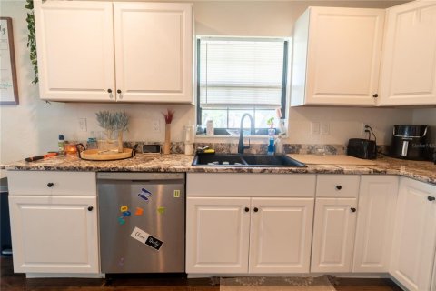 Casa en venta en Winter Haven, Florida, 3 dormitorios, 130.43 m2 № 2345164 - foto 7