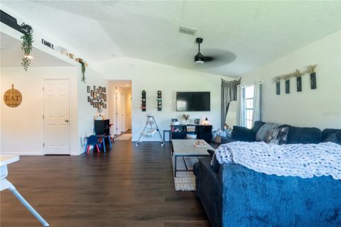 Casa en venta en Winter Haven, Florida, 3 dormitorios, 130.43 m2 № 2345164 - foto 4