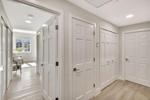 Condominio en venta en Miami Beach, Florida, 3 dormitorios, 190.36 m2 № 2057180 - foto 30