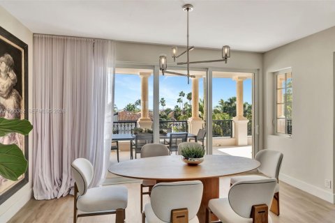 Condominio en venta en Miami Beach, Florida, 3 dormitorios, 190.36 m2 № 2057180 - foto 3