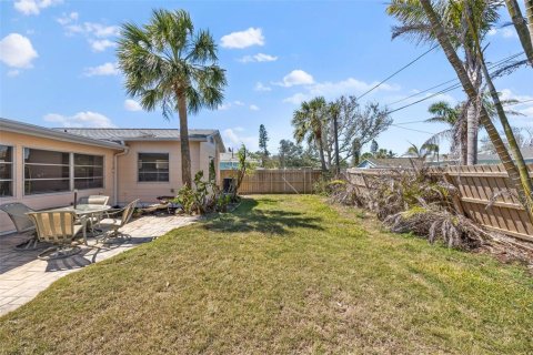 Casa en venta en Saint Pete Beach, Florida, 3 dormitorios, 136.19 m2 № 1580974 - foto 8
