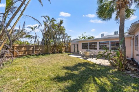 Casa en venta en Saint Pete Beach, Florida, 3 dormitorios, 136.19 m2 № 1580974 - foto 6