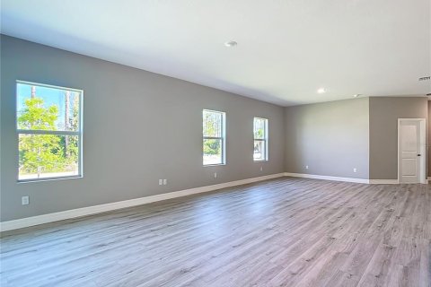 House in North Port, Florida 4 bedrooms, 184.88 sq.m. № 1657303 - photo 4