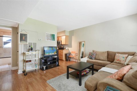 Copropriété à vendre à Orlando, Floride: 2 chambres, 53.14 m2 № 2228313 - photo 8