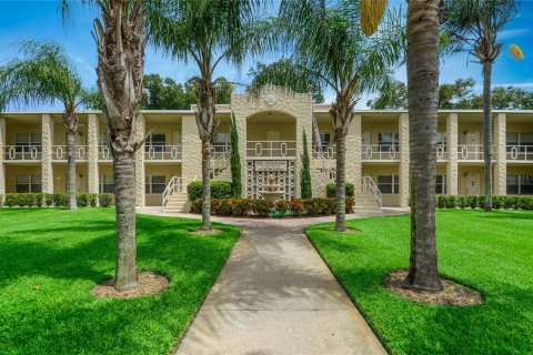 Condo in Orlando, Florida, 2 bedrooms № 2228313