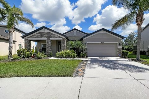 Villa ou maison à CONNERTON

 à Land O' Lakes, Floride 3 chambres, 288.93 m2 № 2421697
