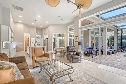Villa ou maison à vendre à University Park, Floride: 3 chambres, 245.54 m2 № 2280464 - photo 21
