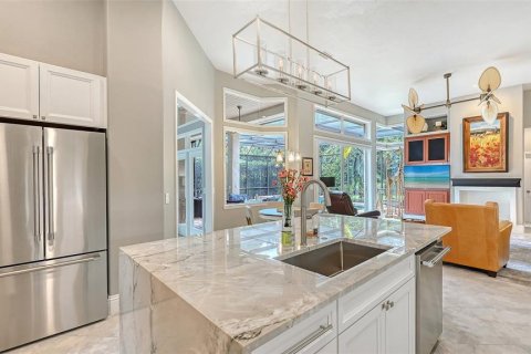 Villa ou maison à vendre à University Park, Floride: 3 chambres, 245.54 m2 № 2280464 - photo 16