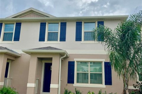 Townhouse in Winter Garden, Florida 3 bedrooms, 134.8 sq.m. № 2196682 - photo 3