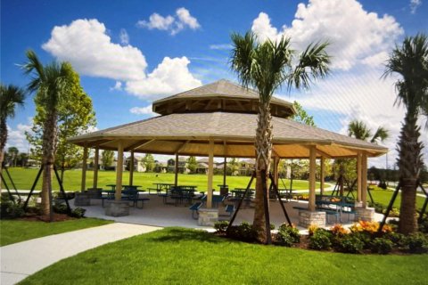 Townhouse in Winter Garden, Florida 3 bedrooms, 134.8 sq.m. № 2196682 - photo 17