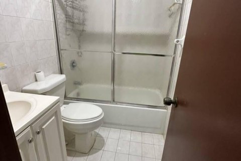 Casa en venta en Miami, Florida, 4 dormitorios, 157.38 m2 № 2242723 - foto 11