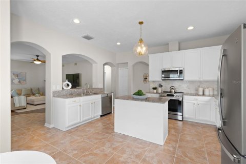 Villa ou maison à vendre à Lutz, Floride: 6 chambres, 281.4 m2 № 2150019 - photo 12
