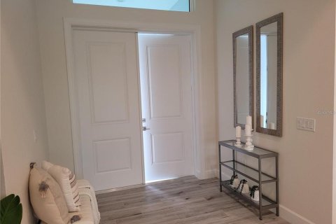 House in Port Charlotte, Florida 3 bedrooms, 185.99 sq.m. № 1886794 - photo 2