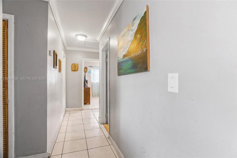 Villa ou maison à vendre à Miami Gardens, Floride: 3 chambres, 125.42 m2 № 1974807 - photo 8