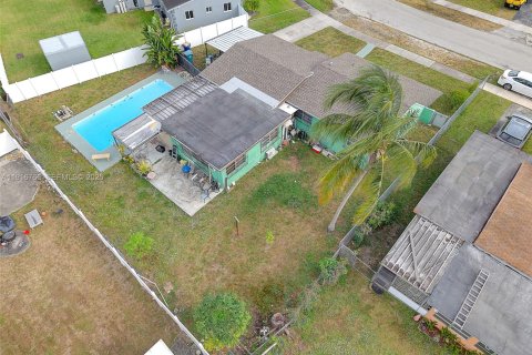 Villa ou maison à vendre à Miami Gardens, Floride: 3 chambres, 125.42 m2 № 1974807 - photo 16