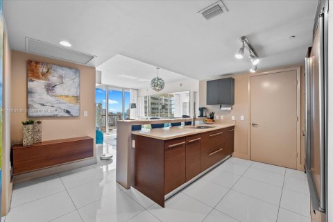 Copropriété à vendre à Miami, Floride: 2 chambres, 94.02 m2 № 1940437 - photo 5