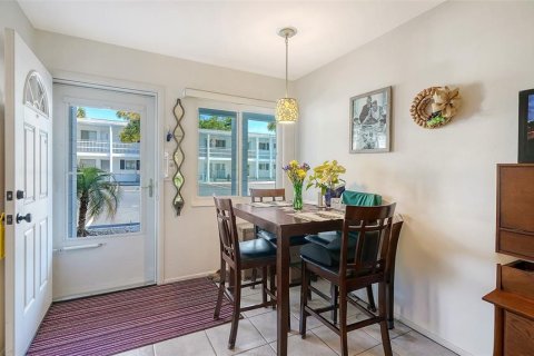 Copropriété à vendre à Bradenton, Floride: 1 chambre, 53.51 m2 № 2213223 - photo 5