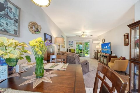 Copropriété à vendre à Bradenton, Floride: 1 chambre, 53.51 m2 № 2213223 - photo 6