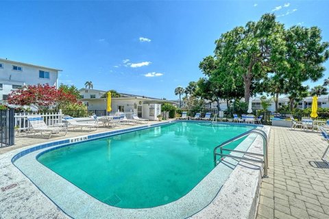 Copropriété à vendre à Bradenton, Floride: 1 chambre, 53.51 m2 № 2213223 - photo 22