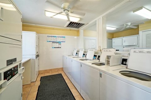 Copropriété à vendre à Bradenton, Floride: 1 chambre, 53.51 m2 № 2213223 - photo 26