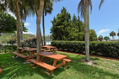Copropriété à vendre à Bradenton, Floride: 1 chambre, 53.51 m2 № 2213223 - photo 29