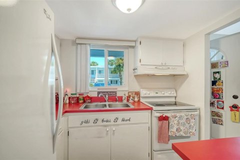 Copropriété à vendre à Bradenton, Floride: 1 chambre, 53.51 m2 № 2213223 - photo 14