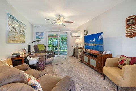 Copropriété à vendre à Bradenton, Floride: 1 chambre, 53.51 m2 № 2213223 - photo 7