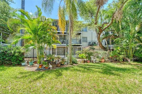 Copropriété à vendre à Bradenton, Floride: 1 chambre, 53.51 m2 № 2213223 - photo 19