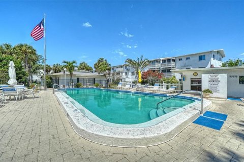 Copropriété à vendre à Bradenton, Floride: 1 chambre, 53.51 m2 № 2213223 - photo 23