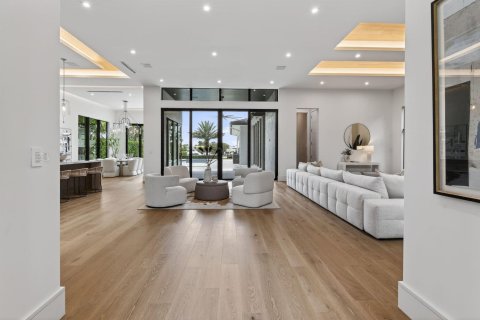 House in North Palm Beach, Florida 4 bedrooms, 499.72 sq.m. № 2178749 - photo 7