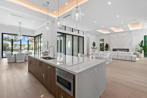 House in North Palm Beach, Florida 4 bedrooms, 499.72 sq.m. № 2178749 - photo 14