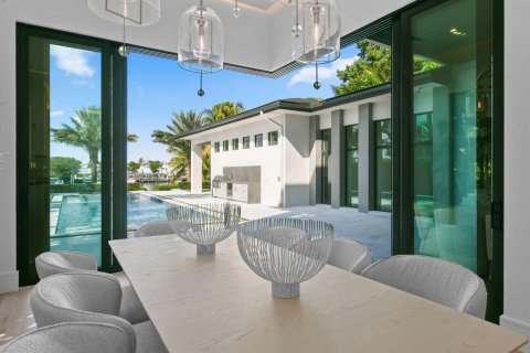 House in North Palm Beach, Florida 4 bedrooms, 499.72 sq.m. № 2178749 - photo 17