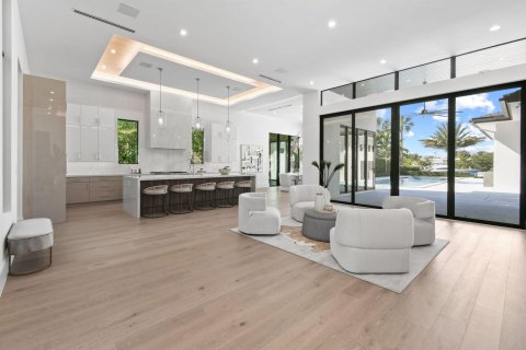 House in North Palm Beach, Florida 4 bedrooms, 499.72 sq.m. № 2178749 - photo 8