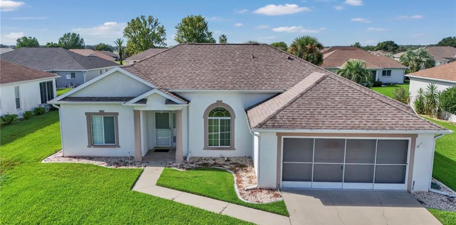 Casa en Ocala, Florida 3 dormitorios, 141.77 m2 № 1908535