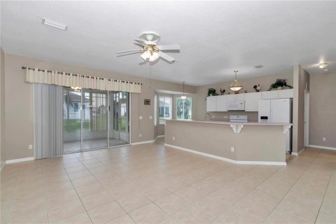 Casa en venta en Ocala, Florida, 3 dormitorios, 141.77 m2 № 1908535 - foto 5