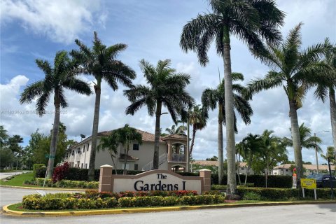 Condominio en Homestead, Florida, 2 dormitorios  № 1962953