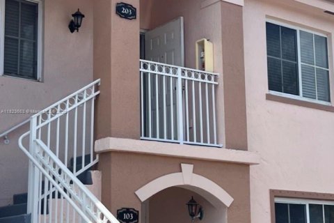 Condominio en venta en Homestead, Florida, 2 dormitorios, 75.72 m2 № 1962953 - foto 2