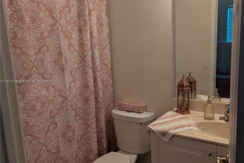 Купить таунхаус в Мирамар, Флорида 4 спальни, 168.62м2, № 2014359 - фото 17