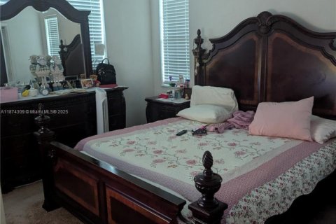 Купить таунхаус в Мирамар, Флорида 4 спальни, 168.62м2, № 2014359 - фото 11