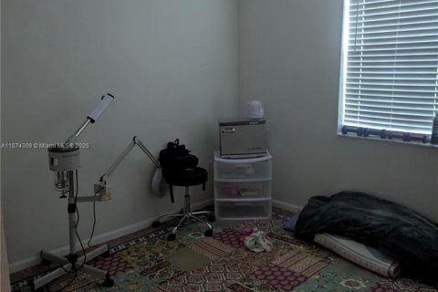 Купить таунхаус в Мирамар, Флорида 4 спальни, 168.62м2, № 2014359 - фото 12