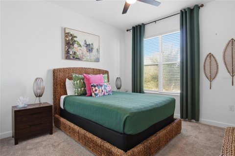 Casa en venta en Kissimmee, Florida, 5 dormitorios, 278.34 m2 № 2433430 - foto 19