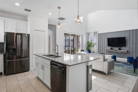 Casa en venta en Kissimmee, Florida, 5 dormitorios, 278.34 m2 № 2433430 - foto 6