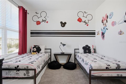 Casa en venta en Kissimmee, Florida, 5 dormitorios, 278.34 m2 № 2433430 - foto 27